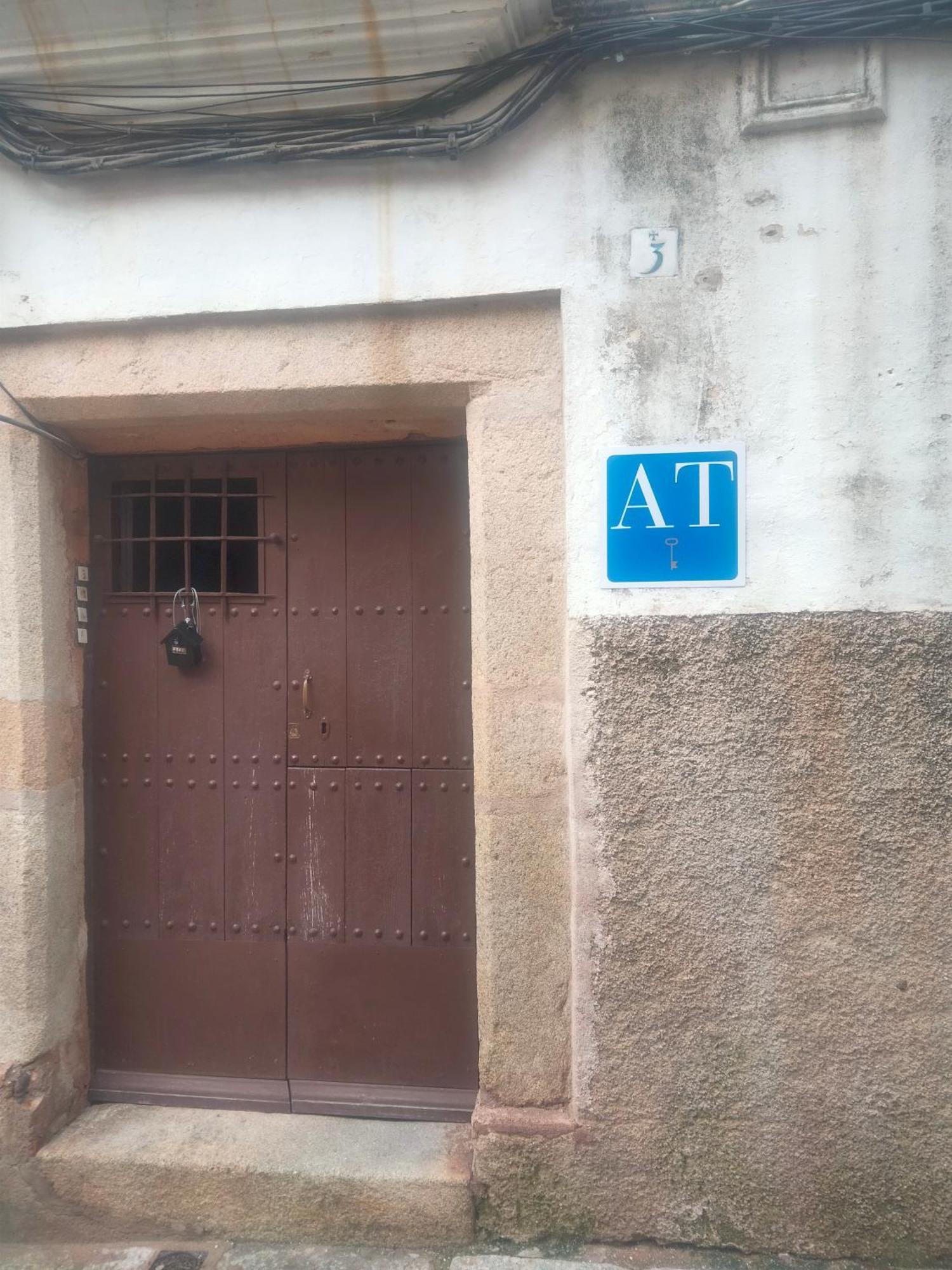 ᛕꮧℤεℝεs Apartament Caceres Bagian luar foto